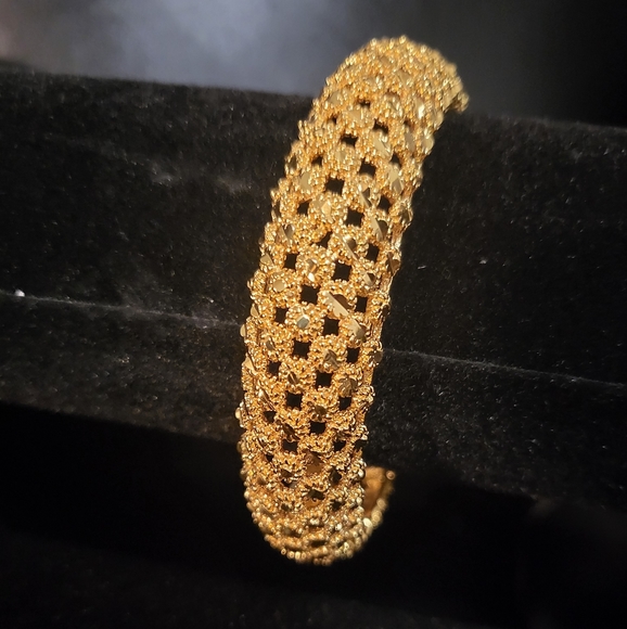 Bangle - Picture 2 of 4